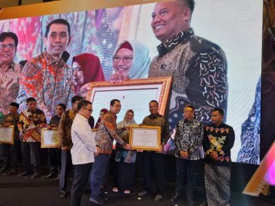 Toreh Prestasi, Desa Gumeng Diganjar Penghargaan Desa Cantik 2022