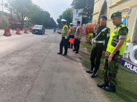 Gabungan TNI Polri Lamongn Berikan Rasa Aman Arus Mudik Lebaran