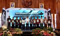 Menteri ATR/BPN Serahkan Sertifikat Aset Pemkab Kediri