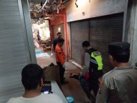 Polres Malang Olah TKP Penemuan Mayat di Pasar Kepanjen