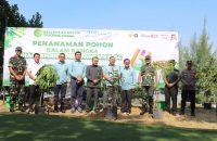 Peringatan HUT Bhakti Adhyaksa ke 64 Kejari Tanjung Perak Melaksanakan kegiatan Menanam Pohon