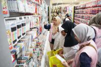 Peringati Hari Anak Nasional, Srikandi dan YBM PLN Belanjakan Anak Yatim Dhuafa hingga Gelar Aksi Peduli Gizi di Berbagai Wilayah Jawa Timur