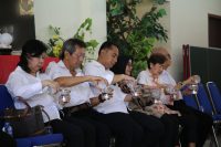 Hadiri Pindapata dan Pabbajja Samanera, Wali Kota Eri Berharap akan Semakin Banyak Bhikku Penyebar Kebaikan