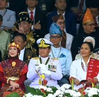Kasal Laksamana TNI Dr. Muhammad Ali,SE,M,M,M,Tr,Opsla, Didampingi Ketua Umum Jalasenastri Ny. Fera Muhammad Ali Menghadiri Detik-Detik Proklamasi HUT Kemerdekaan RI Ke-79 Tahun Di Ibu Kota Nusantara