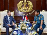 Kepala Staf Angkatan Laut Laksamana TNI Dr. Muhammad Ali,SE,M,M,M,Tr,Opsla, Terima Courtesy Call Duta Besar Federasi Rusia Untuk Indonesia Di Cilangkap