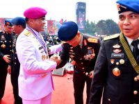 Kepala Staf Angkatan Laut Laksamana TNI Dr. Muhammad Ali,SE,M,MM,Tr,Opsla, Beserta Ny. Fera Muhammad Ali Menghadiri Apel Kesiapan Pengamanan Pelantikan Presiden Dan Wapres Terpilih