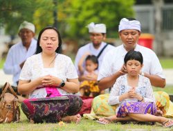 Upacara Melasti di Kenjeran, Pemkot Surabaya Harap Pererat Persaudaraan dan Toleransi