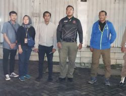 Satpol PP Surabaya Segel Tempat Hiburan