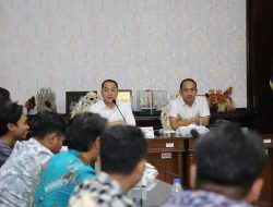 31 Karyawan Mengadu Ijazahnya Ditahan, Wali Kota Eri Cahyadi Buka Posko Pengaduan dan Beri Pendampingan Hukum