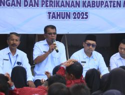 Gemarikan SDN Bangeran 1 & 2, Mas Wabup Jelaskan Pentingnya Makan Ikan