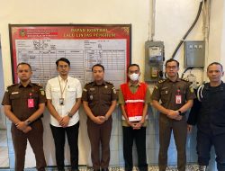 Tersangka Korupsi Dana BOS Rp25 Miliar di SMK PGRI 2 Ponorogo Resmi Ditahan