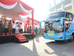 260 Jamaah Calon Haji Gresik Diberangkatkan, Ini Pesan Wabup Alif