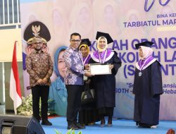 Wali Kota Bersama Wawali Hadiri Wisuda SOTH dan Selantang Angkatan II PD Aisyiyah Batu 