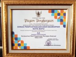 Disperpusip Kota Batu Mendapat Predikat Sangat Memuaskan dari Gubernur Jatim