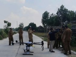 Bupati Wahono Hadirkan Drone Penyemprot Gratis untuk Bantu Petani Bojonegoro