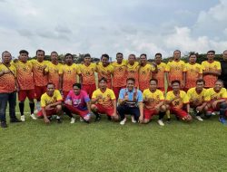Sepak Bola Persahabatan: Pemkab, Lurah, dan Jurnalis Bojonegoro Pererat Hubungan