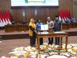 Pemkab Bojonegoro dan DPRD Sepakati Perda Perlindungan Petani dan Pengelolaan Sampah