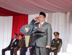 Wabup Jombang Pimpin Upacara Harkitnas di Lapangan Pemkab Jombang