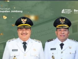 Pada Sektor Pengembangan Ekonomi Kreatif dan UMKM, Bupati Jombang Terbaik Tiga se-Jawa Timur