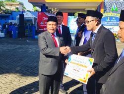 Upacara Peringatan HUT Ke-44, Perumda Tirta Kanjuruhan Beri Penghargaan Unit Berprestasi