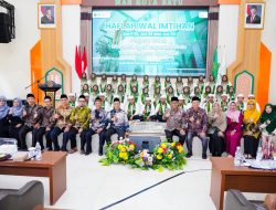 Wali Kota Nurochman Hadiri Haflah Wal Imtihan Program Kelas Tahfidz MAN Kota Batu 2025