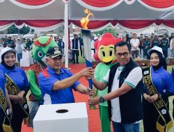 Wali Kota Batu Terima Estafet Kirab Obor Porprov IX Jatim 2025