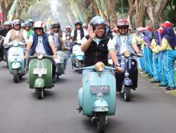 Unik, Forkopimda Kota Batu Naik Vespa Kawal Kirab Obor Porprov IX Jatim 2025