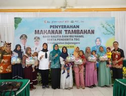 Bojonegoro Berkomitmen Perbaiki Gizi Masyarakat melalui Penyerahan Makanan Tambahan