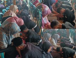 PSHT Ranting Sine Gelar Tradisi Sungkeman sebagai Wujud Bakti kepada Orang Tua dan Sesepuh