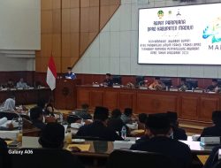 Bupati Madiun Jawab Pandangan Fraksi DPRD Terkait APBD 2024 dalam Rapat Paripurna