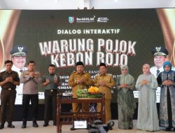 Dialog Interaktif Warung Pojok Kebon Rojo 100 Hari Kerja Bupati dan Wakil Bupati Jombang