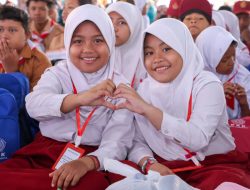 GOW Surabaya Beri “Santunan Cinta Asa di Bulan Asyura” untuk 1005 Anak Yatim