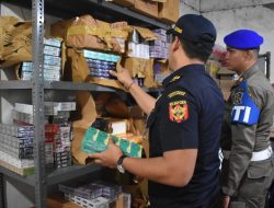 Satpol PP Surabaya dan Bea Cukai Sidoarjo Amankan Lebih dari 500.000 Batang Rokok Tanpa Cukai