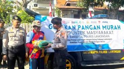 2 Ton Beras Murah Disalurkan, Sat Samapta Polres Lamongan Gerakkan GPM di Tikung