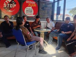 PJI Geruduk Polsek Babat, Dugaan Polisi Lindungi Debt Collecto