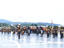 Komandan Lanudal Manado Menghadiri Penyambutan Kedatangan Taruna AAL Angkatan Ke-72 Dalam Pelayaran Kartika Jala Krida 2025 Di Dermaga Samla Satrol Bitung, Sulawesi Utara