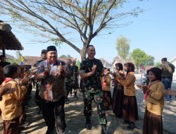 Bupati Jombang Dampingi Tim Wasev Tinjau Progres TMMD di Ngusikan
