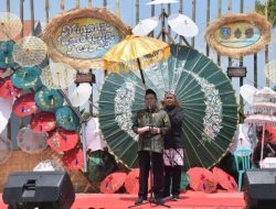 Miagan Umbrella Fest 2025 Merajut Kebersamaan Mengukir Kemajuan Desa di Jombang