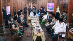 Kapolri Silaturahmi ke Pondok Pesantren Syiddiqiyah Ploso Jombang