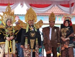 Sebanyak 70 Mobil Hias dan 14 Andong Ikut Pawai Agustusan 2025 di Jombang