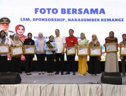 Peringatan Hari Keluarga Nasional ke-32, Wali Kota Eri Dorong Peran Ayah Untuk Memperkuat Keluarga