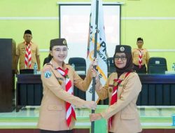 Ikuti Giat Prestasi Pramuka Penegak Jawa Timur 2025, Mbak Cicha Berangkatkan 20 Kontingen