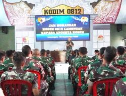 Jam Komandan Perdana, Dandim Lamongan Tekankan Kehormatan dan Kedisiplinan