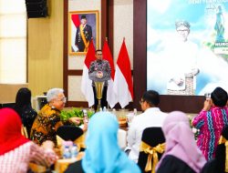 Rakor Pelayanan Publik: Wali Kota Batu Ingatkan Aparatur Negara Adalah Melayani, Bukan Dilayani