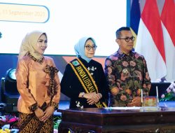 Siti Faujiyah Nurochman Dikukuhkan sebagai Bunda Literasi, Ajak Masyarakat Tingkatkan Minat Baca