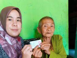 Mengejutkan! KPU Kota Batu Temukan Pemilih Berusia Lebih dari 100 Tahun Saat Coktas