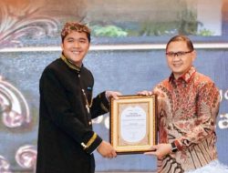 Kadindik Jatim Hadiri Anugerah Humas Indonesia, Perkuat Komitmen Keterbukaan Informasi dan Jaringan Nasional