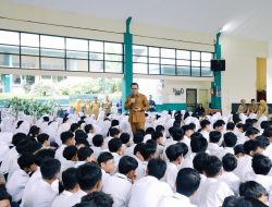 Dengarkan Langsung Aspirasi Siswa SMPN 1 Batu, Wali Kota Nurochman Janji Evaluasi Total “MBG”