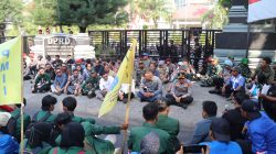 Aksi Damai “Magetan Bersuara” Berjalan Aman dan Tertib, Kapolres Sampaikan Apresiasi Kepada Aliansi Mahasiswa dan Masyarakat