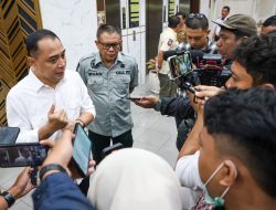 Wali Kota Eri Minta Pelayanan Publik Kelurahan Dibenahi: Pemimpin Harus Kasih Contoh Anak Buah